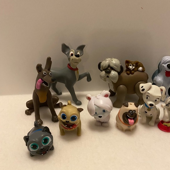 Famous Dogs Collection - Picture 10 of 16